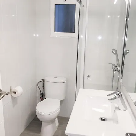 Holiday home Casita Con Porche Y Jardin A 30 M De La Playa Marbella